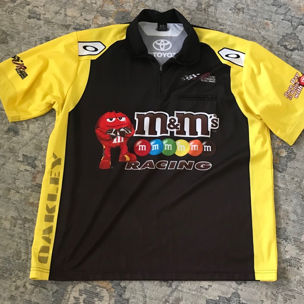 NASCAR Kyle Busch XL pit shirt